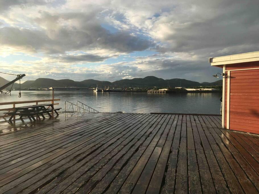 Landlig og sentrumsnær leilighet Leilighet Namsos Eksteriør bilde